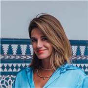 Periodista y docente, profesional de la Comunicación especializada en Lengua y Literatura, marketing, habilidades sociales, inglés