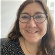 Französisch Tutorin, Muttersprachlerin, langjährige Erfahrung im Unterricht für Erwachsene und Jugendliche 