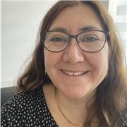 Französisch Tutorin, Muttersprachlerin, langjährige Erfahrung im Unterricht für Erwachsene und Jugendliche