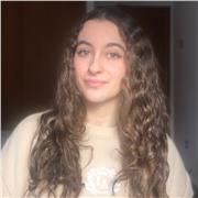 Estudiante de universidad ofrece clases de refuerzo de matemáticas y otras asignaturas a estudiantes de primaria y la ESO en Elche