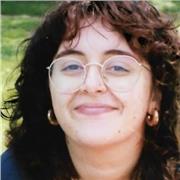 Studentessa universitaria madrelingua impartisce lezioni di italiano a bambini e ragazzi di scuola media ed elementare