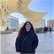 Soy graduada en Filología Hispánica y ofrezco clases de apoyo de Lengua Castellana y Literatura para Primaria, ESO y Bachillerato