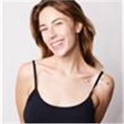 Studentessa universitaria offre lezioni di inglese