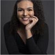 Professora particular de inglês, para todos os níveis e faixas etárias. Graduada em letras, pedagogia e certificada por Michigan