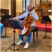 Ti aiuterò a coltivare la tua passione per la Musica, scegliendo con te il percorso di apprendimento che vorrai. Violoncellista professionista, ho conosciuto la musica grazie al Sassofono