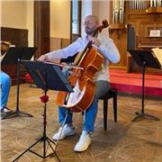 Ti aiuterò a coltivare la tua passione per la Musica, scegliendo con te il percorso di apprendimento che vorrai. Violoncellista professionista, ho conosciuto la musica grazie al Sassofono