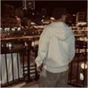 Ex Liceale offre lezioni di Italiano (grammatica, letteratura, poesia etc) per ragazzi di scuole medie