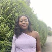 I am a Law graduate born and raised in Italy looking to teach Italian for every age group