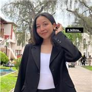 Estudiante de 4to de Medicina enseña bioquímica y biología celular a otros estudiantes del área de la salud en Santiago, ya sea on