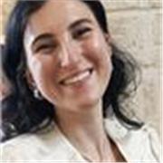 Laureata in lingue e comunicazione e marketing fornisce ripetizioni (grammatica e conversazione) di italiano e inglese per ragazz