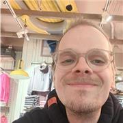 Abiturient bietet Englisch Nachhilfe und freut sich euch kennenzulernen und zu helfen