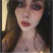 Soy una ritualista emocional y profesora creativa sensible.