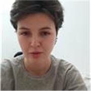 Laureata in comunicazione, offro strumenti e metodologie per rendere efficiente e organizzato lo studio.