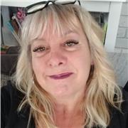 Want to speak English with confidence?
Learn from anywhere with online lessons designed for you. Improve grammar & vocabulary.