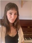 Profesora de piano y música para todos los niveles 