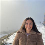 Maestra de Educación Primaria con experiencia dando apoyo educativo en dicha etapa.