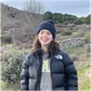 Estudiante universitaria de traducción en interpretación disponible para dar clases de alemán