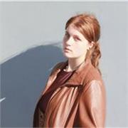 I’m a Bulgarian university student in London. I speak both English and Bulgarian natively!