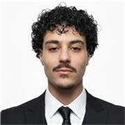 Friendly trilingual tutor offering fun and interactive Arabic lessons online.