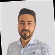 Titulado en Administración y Dirección de Empresas, con certificado MBA y mas de 8 años de experiencia en consultoría.