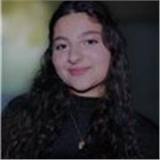 Professeur à domicile pour soutien scolaire niveau primaire et début collège. Je peux également donner des cours d’anglais.