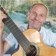 Prof de guitare propose des cours guitare accompagnement et coach vocal