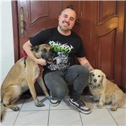 Maestro especializado en clases para adolescentes de secundaria y bachillerato