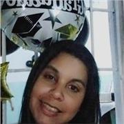 Se dan clases privadas todas las materias, también se cuidan niños