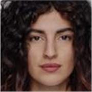 Experienced Multilingual Language Tutor Specializing in English Instruction for All Ages