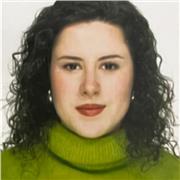 Profesora de Lengua Castellana y Literatura, adaptada a todos los niveles educativos.