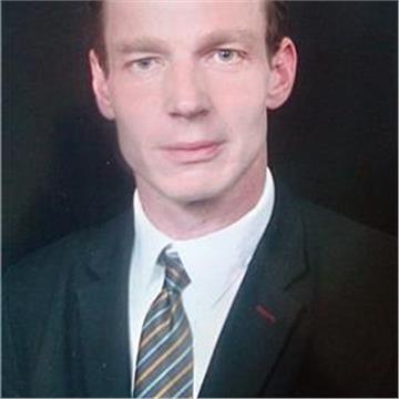 Simón