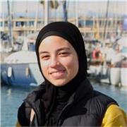 Estudiante de 3º de ingeniería informática y ADE, con experiencia impartiendo clases, preferentemente online.