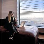Experta en Talent Acquisition con años de experiencia en el sector y en desarrollo de CV entre otros! :)