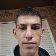 Profesor titulado con grado medio de entrenador de fútbol, metido en el mundo deportivo 4 años y podría decir que toda la vida.