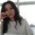 Öğrenmeye aşık bilgiye aç bir öğretmenim. Öğrendiklerimi aktarabildiğimi görmek, ilerlemeler kaydetmek azmimi daha da artırıyor.