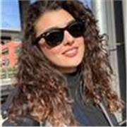 Laureanda in lingue e culture straniere