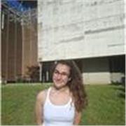 Estudiante de Biotecnología, segundo año finalizado. Daría clases a alumnos de primaria y ESO.
