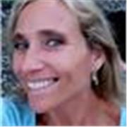 Ausgebildete Lehrerin, in den USA studiert und gearbeitet, erteilt Englisch Nachhilfe.Flexible Zeiten moeglich