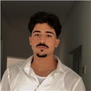 Prof sportif that speaks Arabic English French well