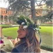 Laureata in giurisprudenza offre aiuto compiti di scuole elementari e medie o insegnamento della lingua italiana per stranieri