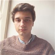 Laureato in filosofia con buone basi di inglese, latino e greco antico