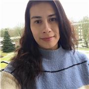 Englisch-Lehrerin (M.A. Linguistik) | 5 Jahre Erfahrung | ZAB-anerkannt | IELTS 7.5 | Online-Unterricht für Jugendliche & Erwach