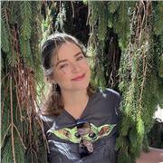 Native spanish tutor for children and adults with bachelor's degree in Finance, I am living in the United States,