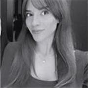 Profesora de inglés y español con varios años de experiencia. 