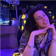 Insegnante di inglese e francese a ragazzi di scuole medie e superiori