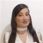 Profesora que da clases particulares de informática o de otros conocimientos