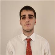 Estudiante de administración con mucha pasión por la enseñanza.