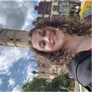 Erfahrene Nachhilfelehrerin für Deutsch, Englisch und schulische Unterstützung