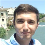 Insegnante di scuola secondaria si rende disponibile per aiuto compiti/studio