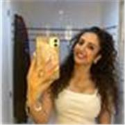 I am an 18 year old student who is a native english speaker, and i am interested in teaching all ages. I have experience with kids